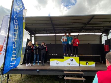 Imagen Sabiñánigo vivió un gran día de atletismo de campo a través con la...